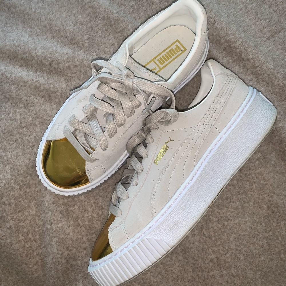PUMA SNEAKERS